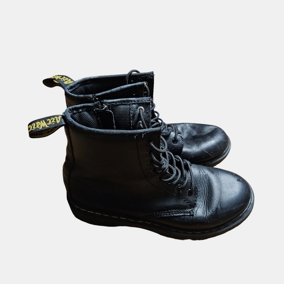 Dr. Martens 1460 Combat Boots Unisex Kids Black Laced‎ Up Leather Size US 4 - Picture 1 of 9